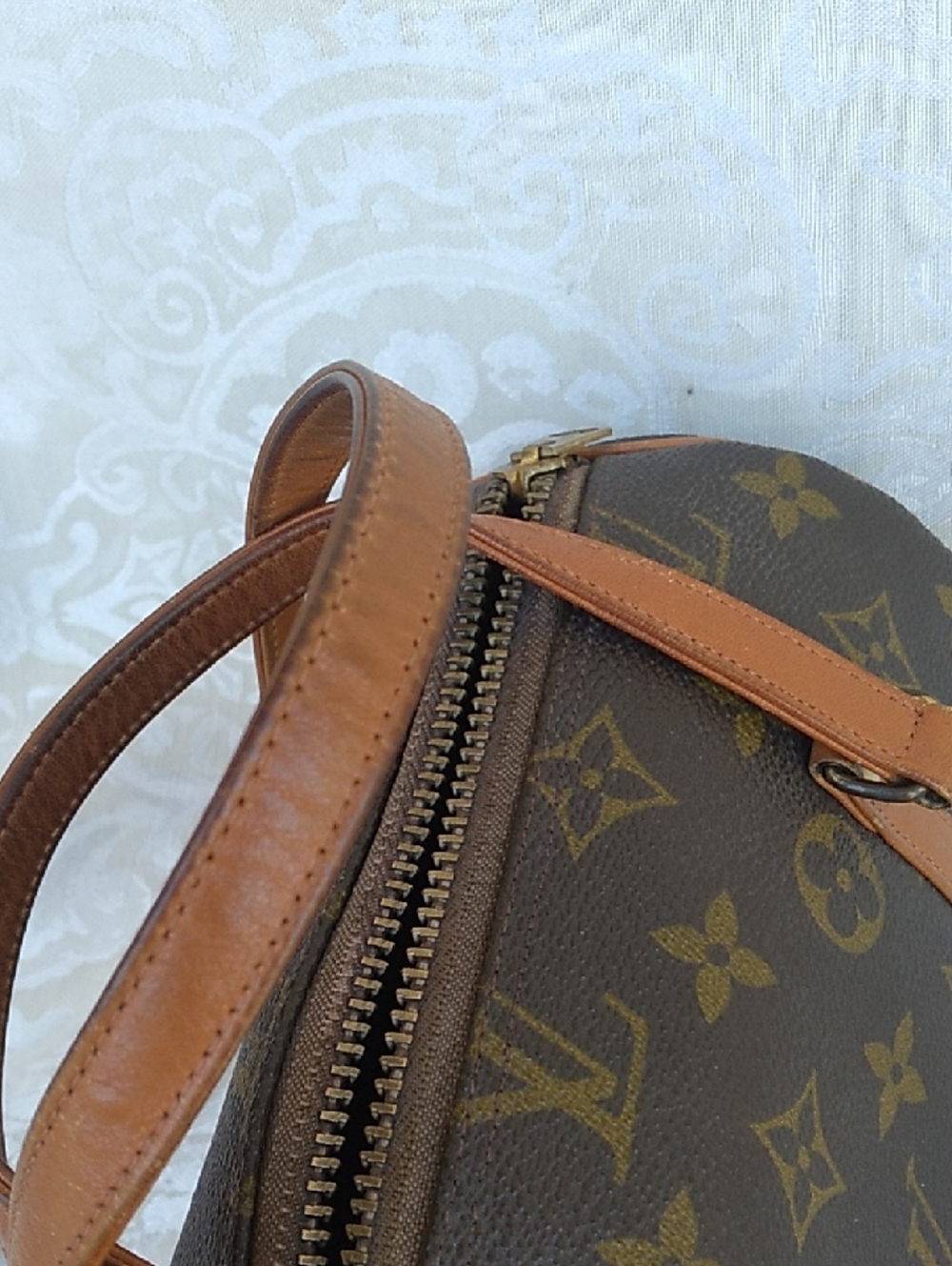 Vintage Louis Vuitton 70s Monogram Papillon Bag - Picture 9 of 16